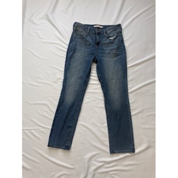 Levi Strauss Signature Denim - Levi Strauss Signature Women Size 12 Medium Straight Fit Medium Wash Jeans